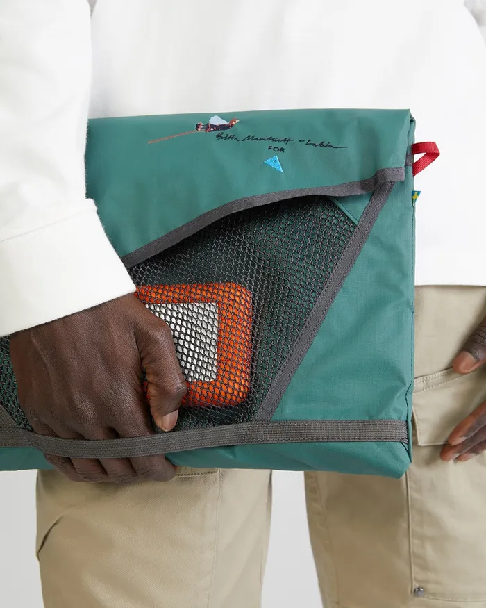 197 Retina Britta Medium Laptop Sleeve Britta MarakattLabba Deep Green MenWomen Klttermusen Gear Bags and Organisers