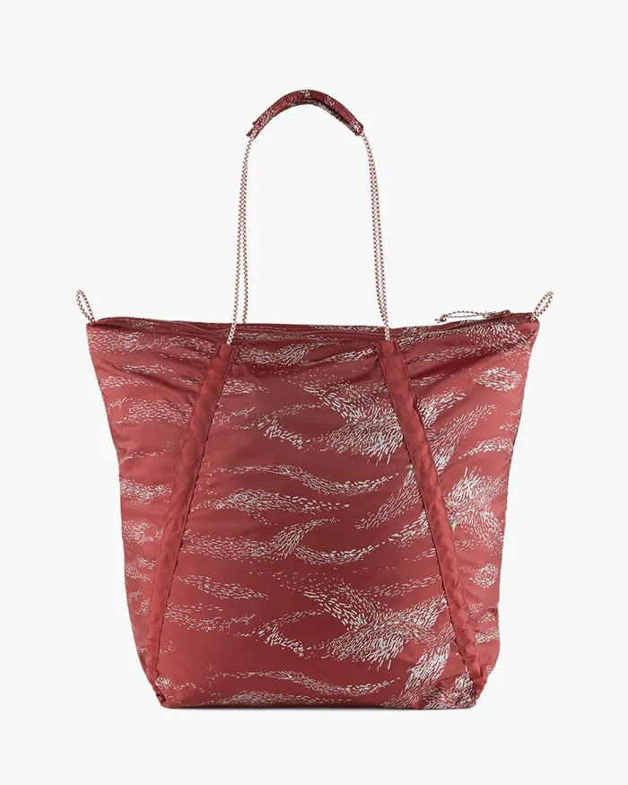78 Retina Britta Complement Bag Britta MarakattLabba Russet MenWomen Klttermusen Tote Bags