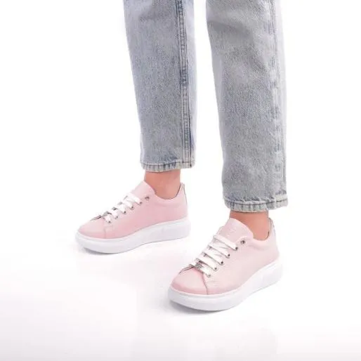 Adoa Cameo Leather Women Moda In Pelle Casual Shoes And Trainers