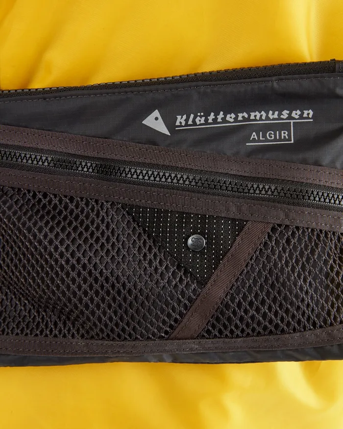 Algir Small Accessory Bag Raven MenWomen Klttermusen Gear Bags and Organisers