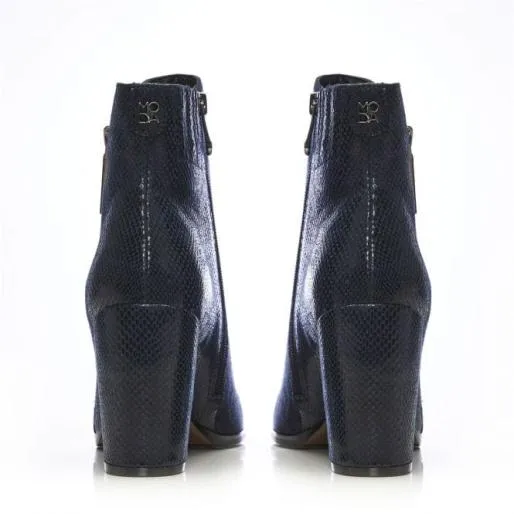 Amy Navy Alcantara Women Moda In Pelle Ankle Boots
