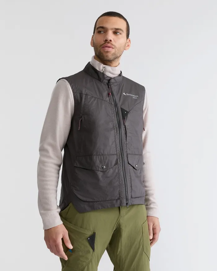 Ansur Windproof Vest Raven Black Men Klttermusen Wind Resistant Jackets