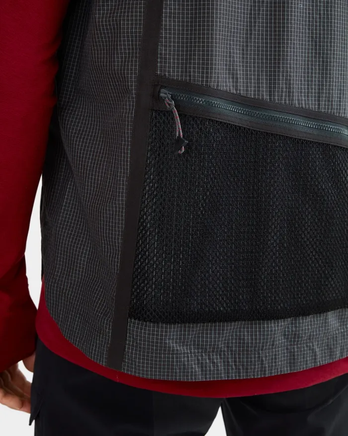 Ansur Windproof Vest Raven Black Men Klttermusen Wind Resistant Jackets