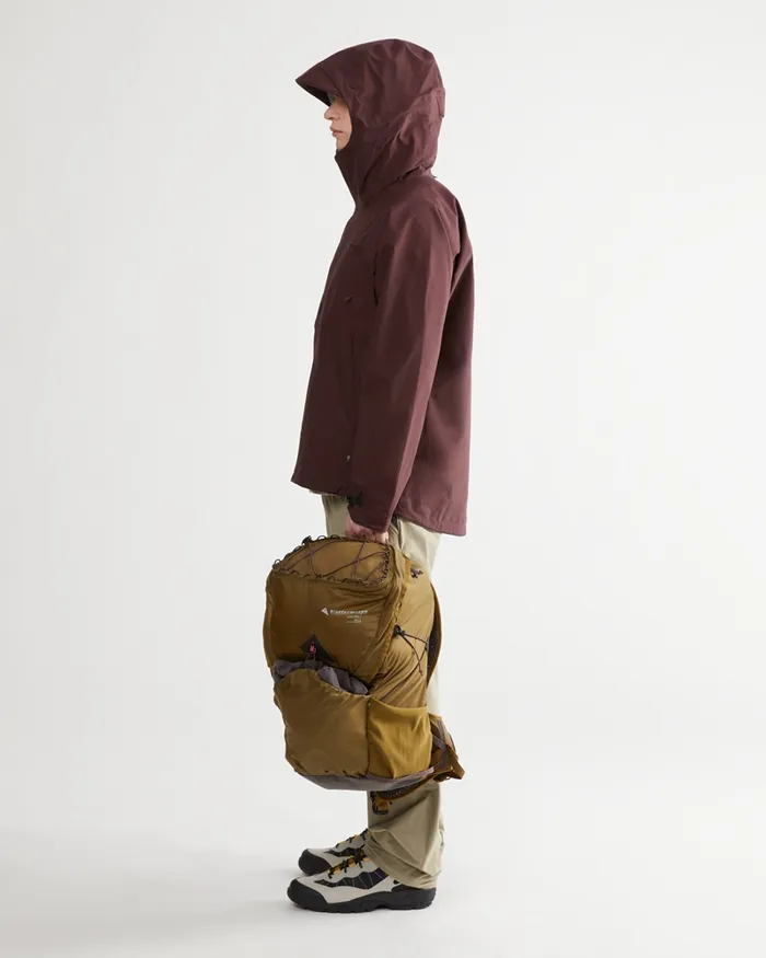 Asynja Lightweight CutanJacket Amaranth Red Men Klttermusen Waterproof Jackets