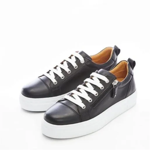 BMista Black Leather Women Moda In Pelle Casual Shoes And Trainers