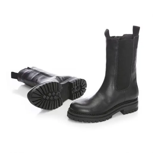 BTrendi Black Leather Women Moda In Pelle Chunky Boots