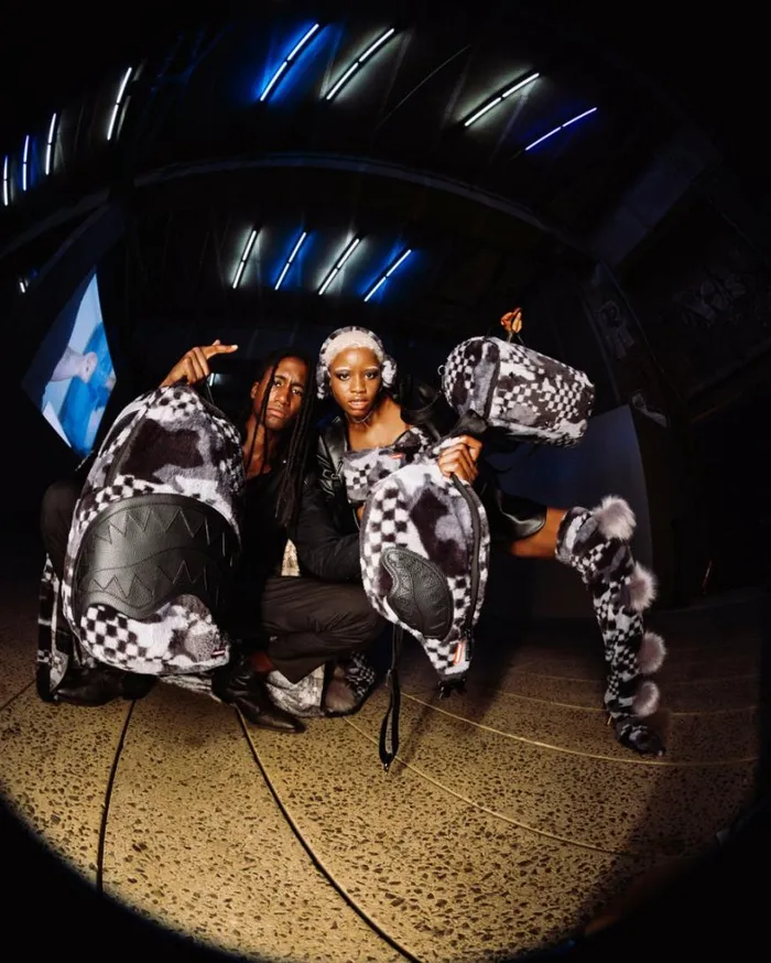 Bags SPRAYGROUND 3AM PLUSH ASPEN HIGHLANDS MINI DUFFLE