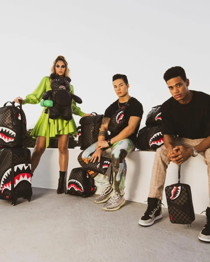 Bags SPRAYGROUND HENNY AIIR TO THE THRONE CROSSOVER CLUTCH