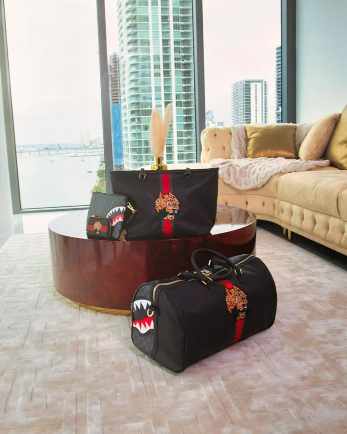 Bags SPRAYGROUND ITALIA DIVISO CROSSOVER CLUTCH Bags SPRAYGROUND ITALIA DIVISO CROSSOVER CLUTCH