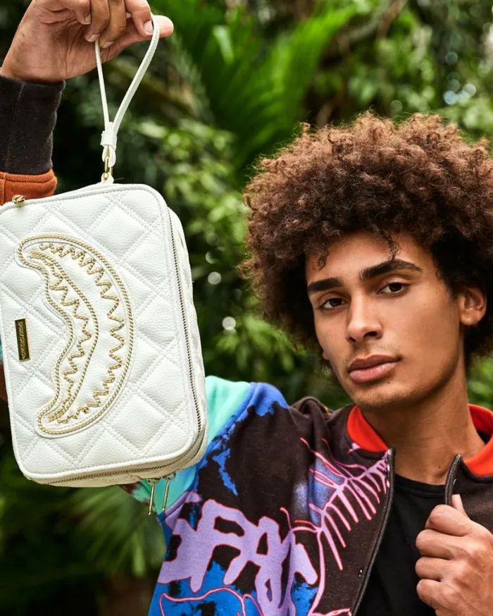Bags SPRAYGROUND RIVIERA LE BLANC GOLD CHAIN SHARK TOILETRY BAG