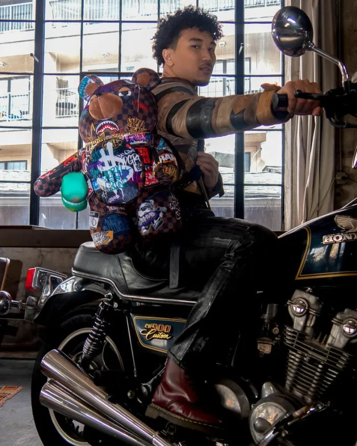 Bags SPRAYGROUND SHARKS IN PARIS THE RIZZ MONEYBEAR TEDDYBEAR BACKPACK