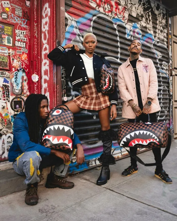 Bags SPRAYGROUND THE HANGOVER SHARK CARGO CROSSBODY