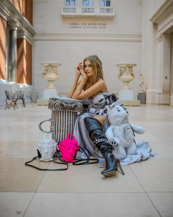 Bags SPRAYGROUND THE MET CANOVA MEDUSA HANDBAG MARBLE