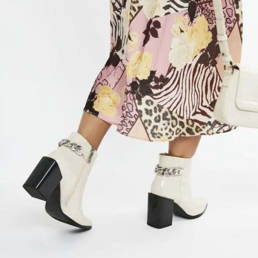 Bailie Cream Patent Mocc Croc Women Moda In Pelle Ankle Boots Bailie Cream Patent Mocc Croc Women Moda In Pelle Ankle Boots