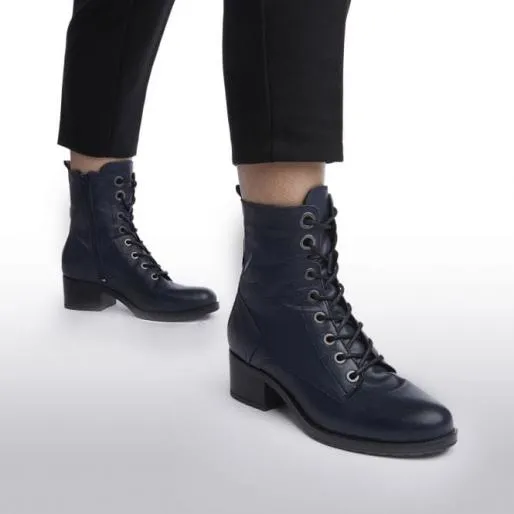 Bezzie Navy Leather Women Moda In Pelle Leather Boots