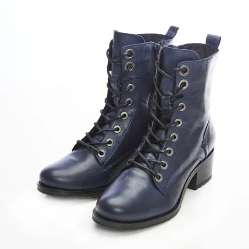 Bezzie Navy Leather Women Moda In Pelle Leather Boots