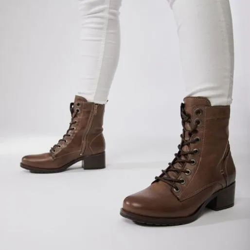 Bezzie Taupe Leather Women Moda In Pelle Leather Boots