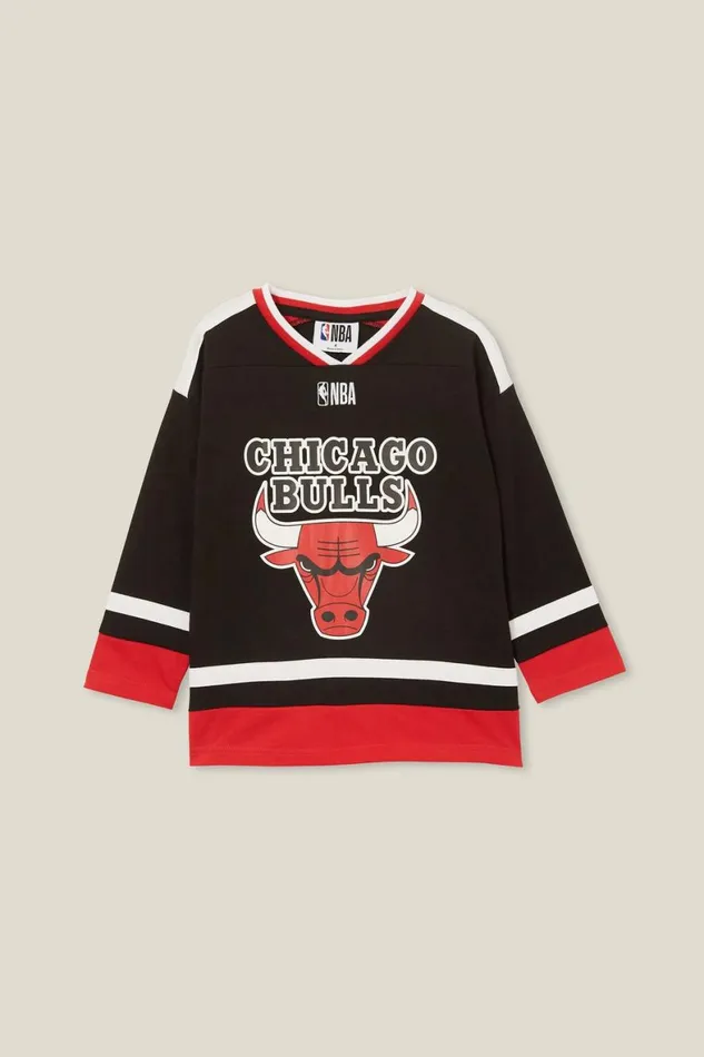 Boys 214 Tops and TShirts Cotton On License Oversized Long Sleeve Tee Lcn Nba Blackchicago Bulls Colour Block Boys 214 Tops and TShirts Cotton On License Oversized Long Sleeve Tee Lcn Nba Blackchicago Bulls Colour Block
