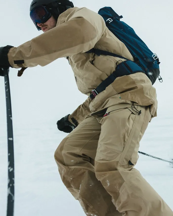 Brage 20 Salopette Waterproof Shell Pants Warm Sand Men Klttermusen Waterproof Pants Brage 20 Salopette Waterproof Shell Pants Warm Sand Men Klttermusen Waterproof Pants