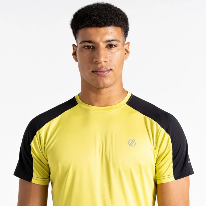 Dare 2b Gym Tops Discernible Iii TShirt Green Algae Black 8211 Men