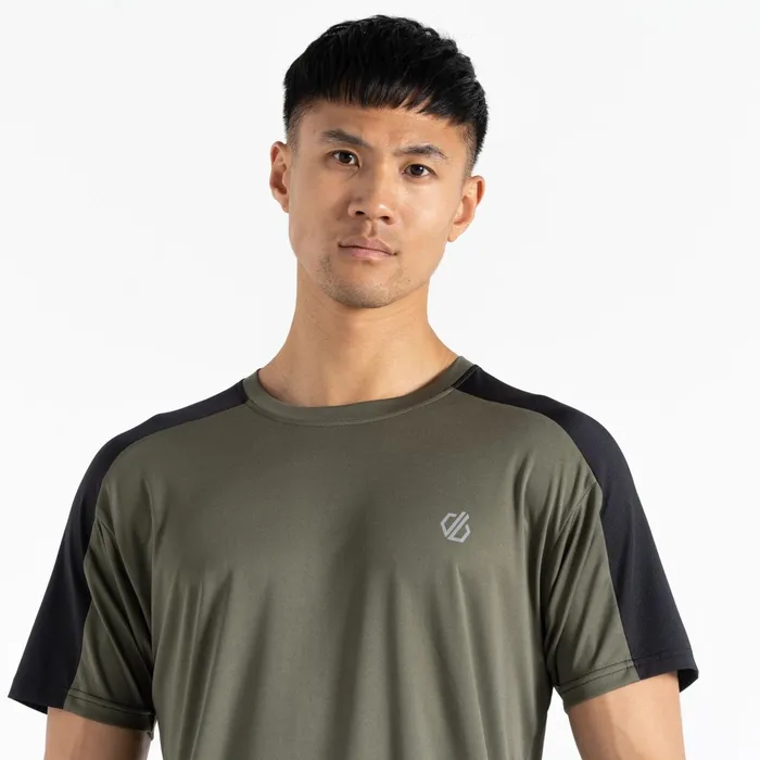 Dare 2b Gym Tops Discernible Iii TShirt Lichen Green Black 8211 Men