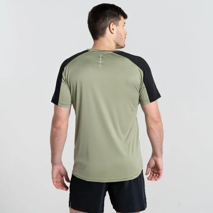 Dare 2b Gym Tops Discernible Iii TShirt Oil Green Black 8211 Men
