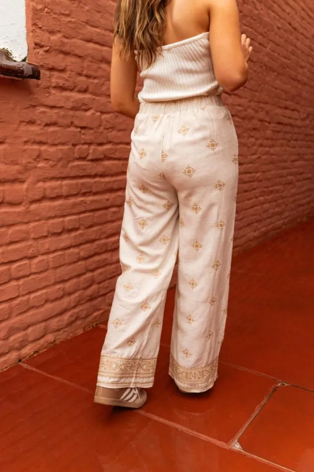 Easy Clothes Beige Ginou Pants Women039s Clothing Pants and Jeans Easy Clothes Beige Ginou Pants Women039s Clothing Pants and Jeans