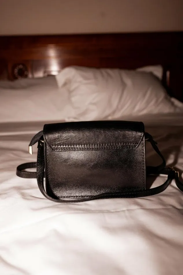 Easy Clothes Black Alecia Bag Jewelry and Accessories Handbags Easy Clothes Black Alecia Bag Jewelry and Accessories Handbags