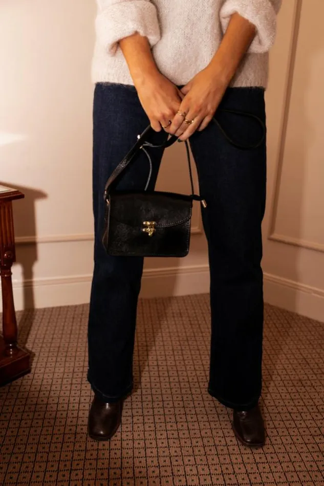 Easy Clothes Black Alecia Bag Jewelry and Accessories Handbags Easy Clothes Black Alecia Bag Jewelry and Accessories Handbags