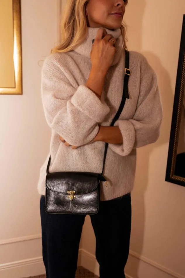 Easy Clothes Black Alecia Bag Jewelry and Accessories Handbags Easy Clothes Black Alecia Bag Jewelry and Accessories Handbags
