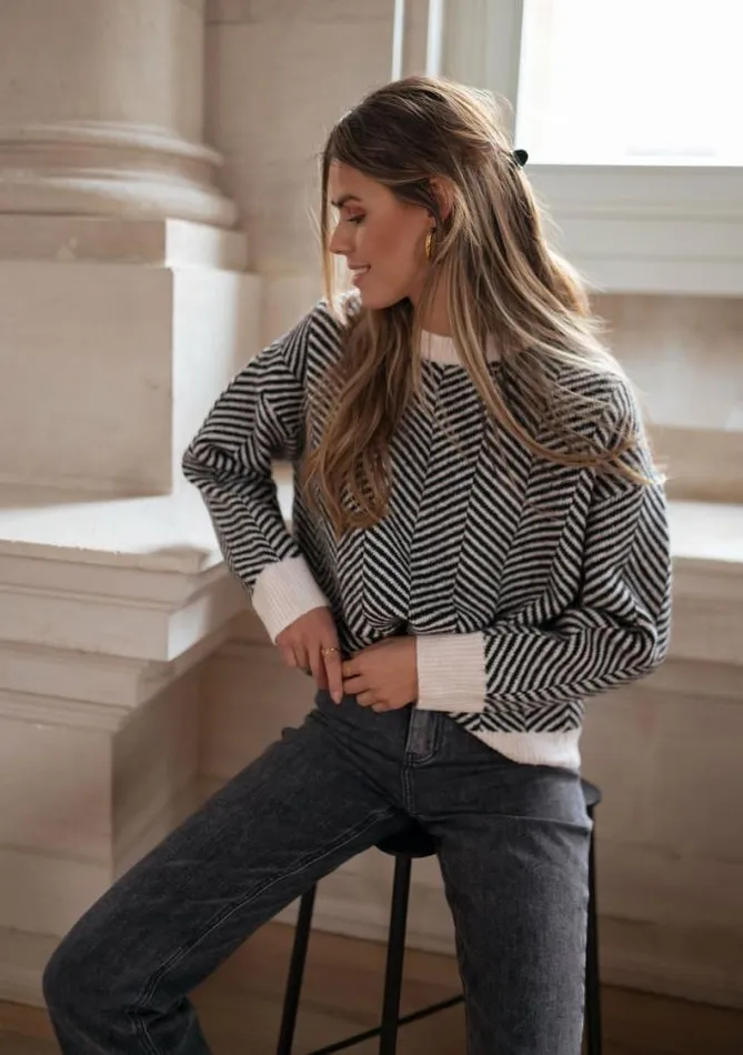 Easy Clothes Black and Ecru Barry Sweater Women039s Clothing Sweaters