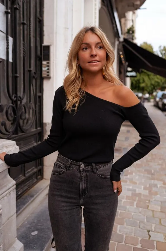 Easy Clothes Black Casper Thin Sweater Black Women039s Clothing Sweaters Easy Clothes Black Casper Thin Sweater Black Women039s Clothing Sweaters