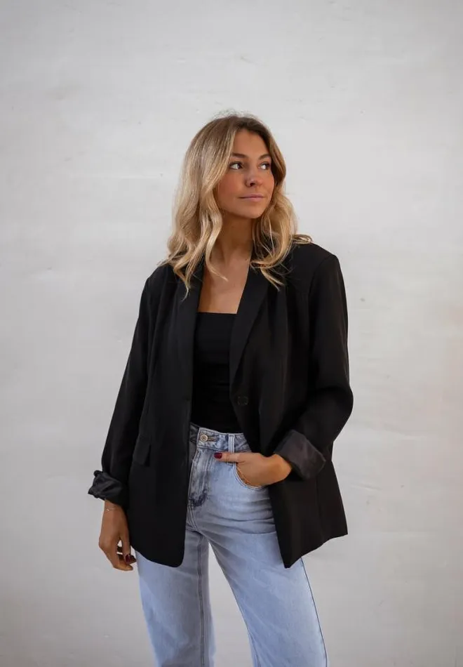 Easy Clothes Black Cassie Blazer Women039s Clothing Blazers