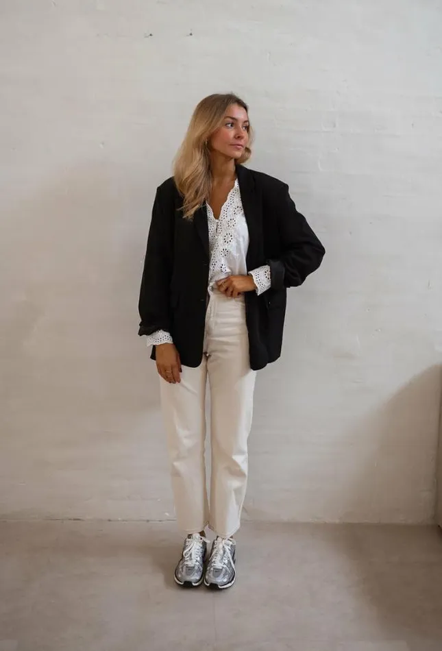 Easy Clothes Black Cassie Blazer Women039s Clothing Blazers