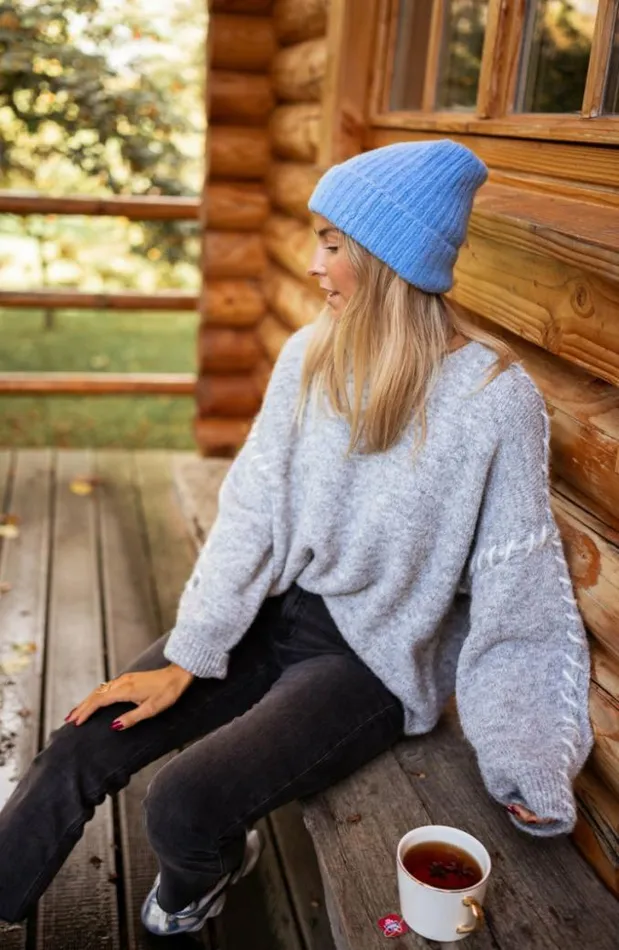 Easy Clothes Blue Sama Beanie Blue Jewelry and Accessories Hats and Beanies