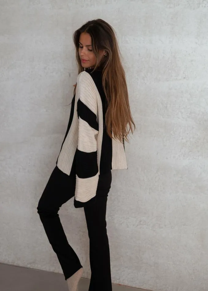 Easy Clothes Ecru And Black Masson Sweater Ecru and Black Women039s Clothing Sweaters Easy Clothes Ecru And Black Masson Sweater Ecru and Black Women039s Clothing Sweaters