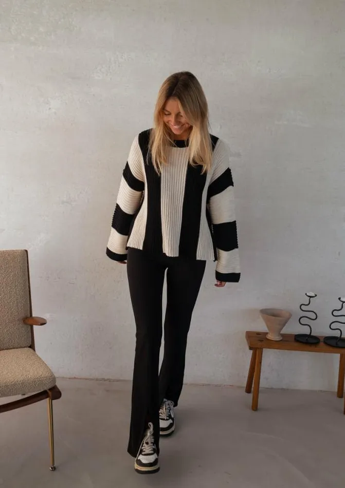 Easy Clothes Ecru And Black Masson Sweater Ecru and Black Women039s Clothing Sweaters Easy Clothes Ecru And Black Masson Sweater Ecru and Black Women039s Clothing Sweaters