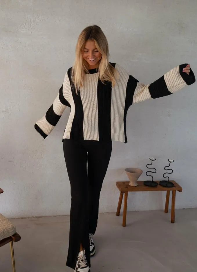 Easy Clothes Ecru And Black Masson Sweater Ecru and Black Women039s Clothing Sweaters Easy Clothes Ecru And Black Masson Sweater Ecru and Black Women039s Clothing Sweaters