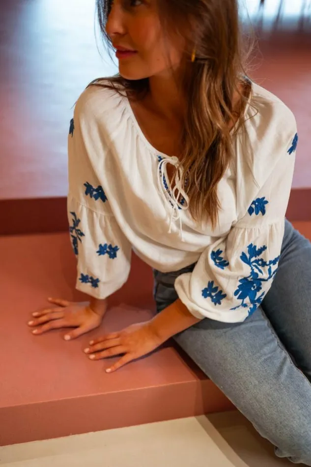 Easy Clothes Ecru And Blue Shauny Blouse Women039s Clothing Blouses