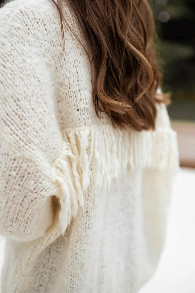 Easy Clothes Ecru Darius Cardigan With Fringes Women039s Clothing Cardigans Easy Clothes Ecru Darius Cardigan With Fringes Women039s Clothing Cardigans