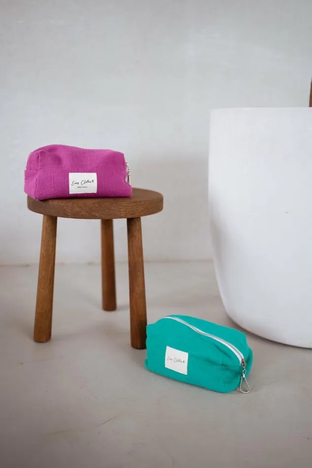 Easy Clothes Emerald Blue Easy Clothes Linen Pouch Jewelry and Accessories Handbags Easy Clothes Emerald Blue Easy Clothes Linen Pouch Jewelry and Accessories Handbags