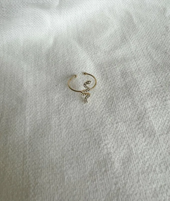 Easy Clothes Golden Adrya Ring Jewelry and Accessories Rings Easy Clothes Golden Adrya Ring Jewelry and Accessories Rings