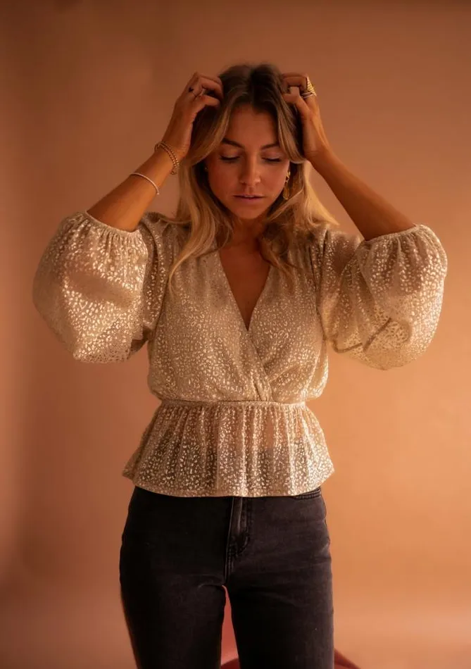 Easy Clothes Golden Aidan Blouse Golden Women039s Clothing Blouses
