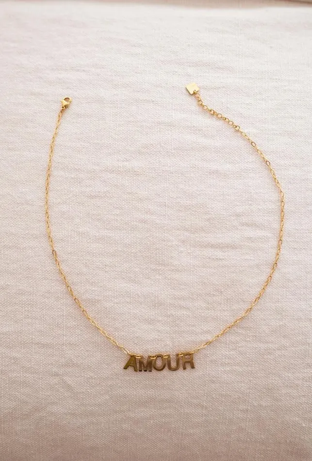 Easy Clothes Golden Amour Necklace Jewelry and Accessories Necklaces Easy Clothes Golden Amour Necklace Jewelry and Accessories Necklaces