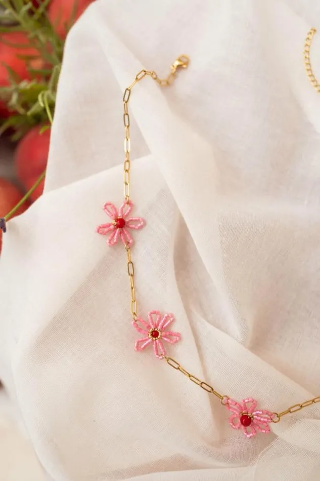 Easy Clothes Golden And Pink Pynka Necklace Jewelry and Accessories Necklaces Easy Clothes Golden And Pink Pynka Necklace Jewelry and Accessories Necklaces