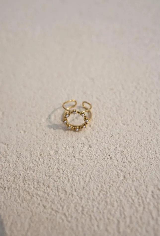 Easy Clothes Golden Azel Ring Jewelry and Accessories Rings Easy Clothes Golden Azel Ring Jewelry and Accessories Rings