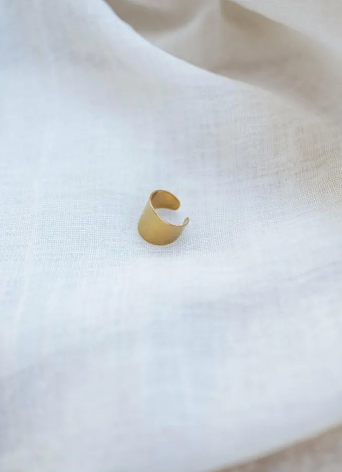 Easy Clothes Golden Barno Ring Jewelry and Accessories Rings
