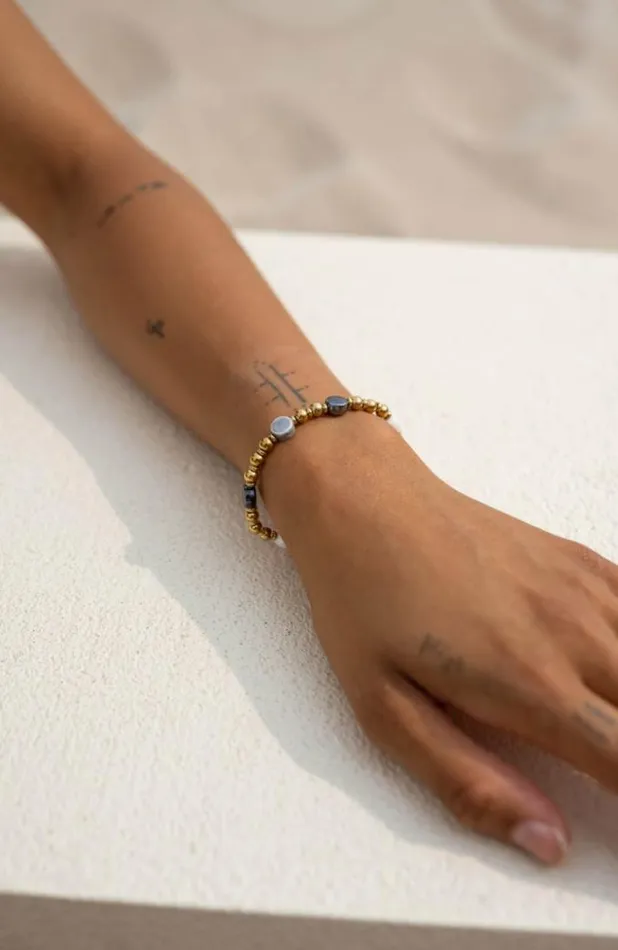 Easy Clothes Golden Carry Bracelet Jewelry and Accessories Bracelets