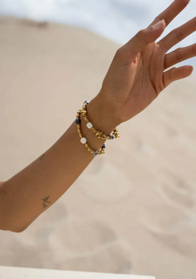 Easy Clothes Golden Carry Bracelet Jewelry and Accessories Bracelets Easy Clothes Golden Carry Bracelet Jewelry and Accessories Bracelets
