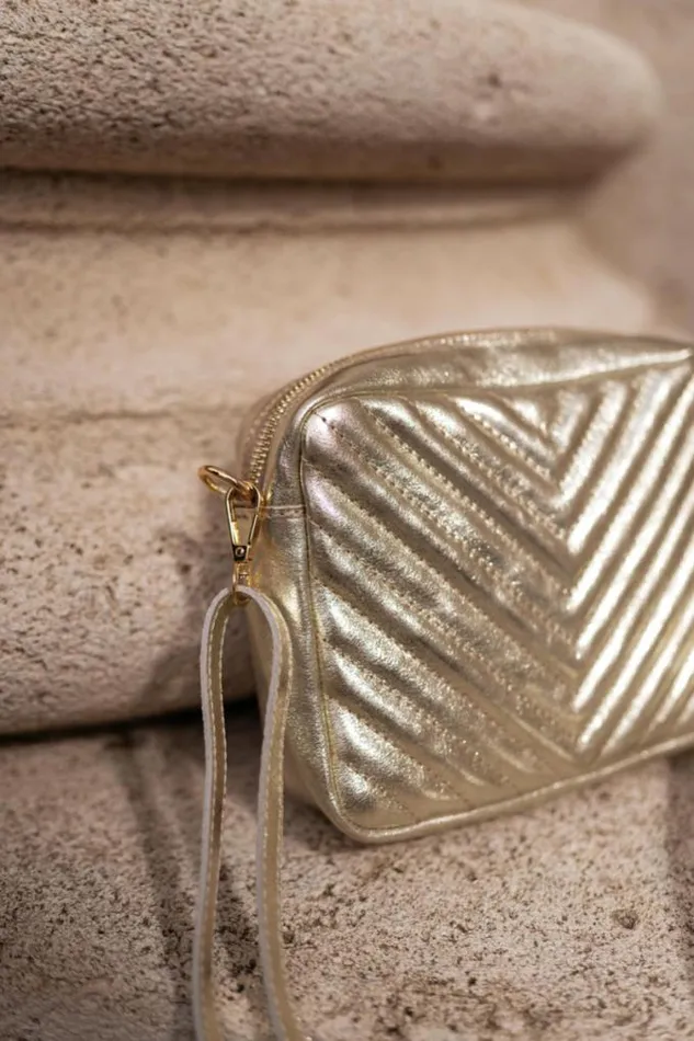 Easy Clothes Golden Eric Bag Golden Jewelry and Accessories Handbags Easy Clothes Golden Eric Bag Golden Jewelry and Accessories Handbags